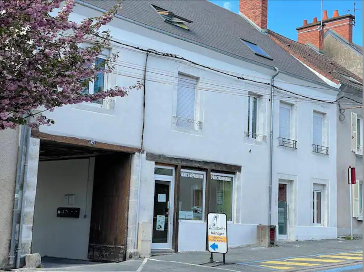 Chez Nous -Parking Gratuit Et Wifi A Vierzon Lägenhet Exteriör bild